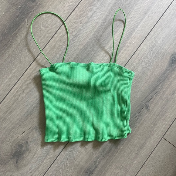 green tank - Picture 2 of 2